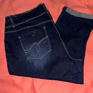 High waisted cropped jean
